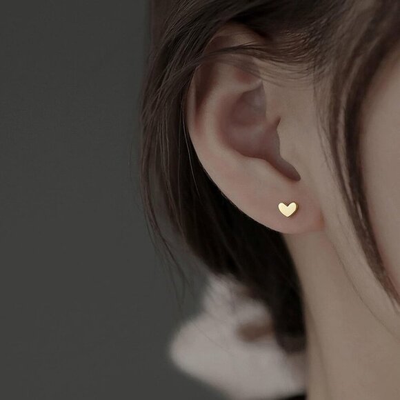 Mini Heart Stud Earrings, Hypoallergenic Tiny Small Cartilage Tragus Stud Earrin - Picture 3 of 6